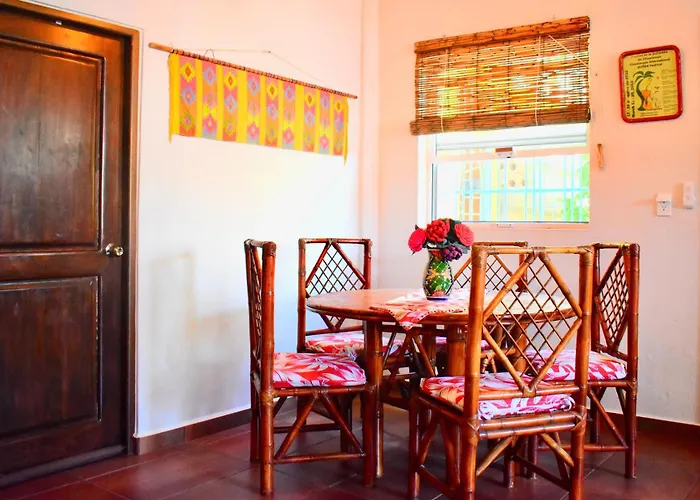 Sanka's Casita On Playa La Madera Near Centro * Zihuatanejo